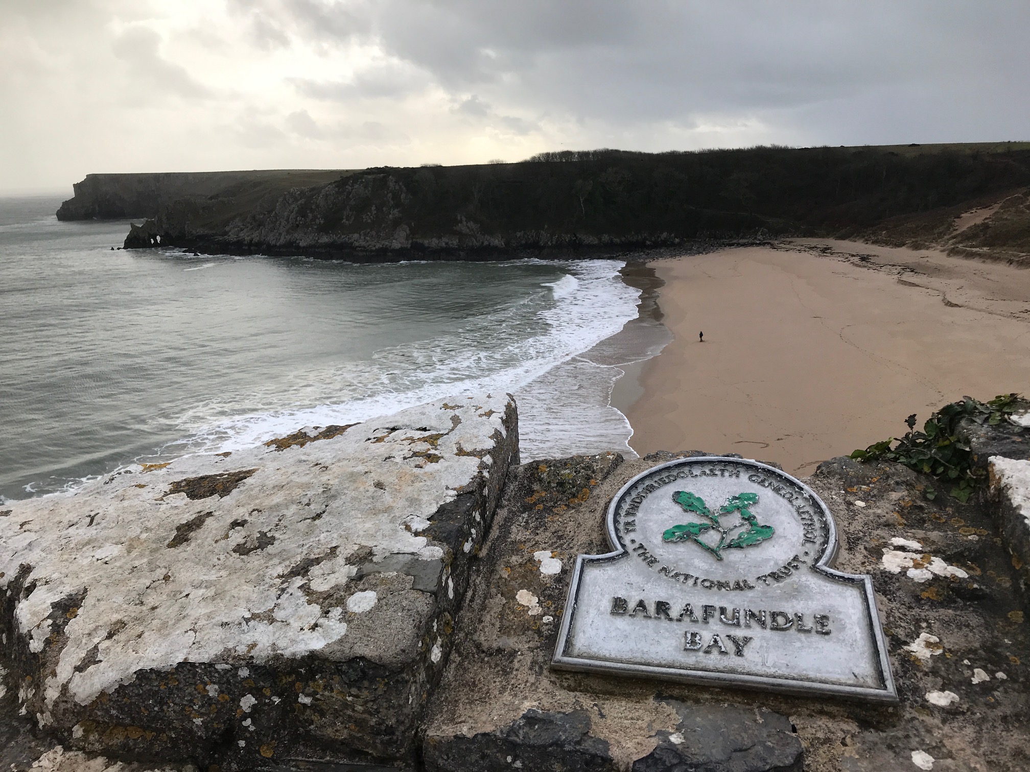 Nat Trust Barafundle Bay